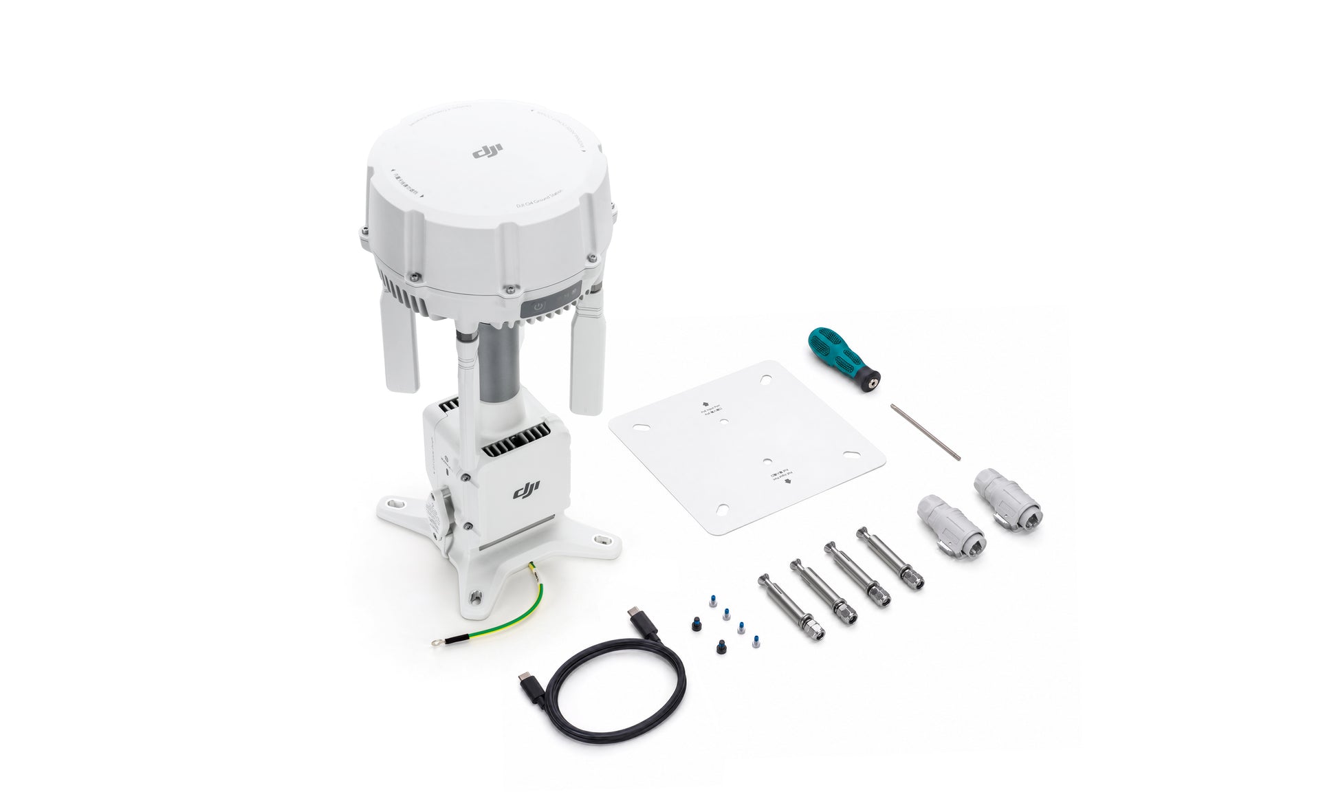 Everything included with the DJI O4 Ground Station from a top-down, angled view